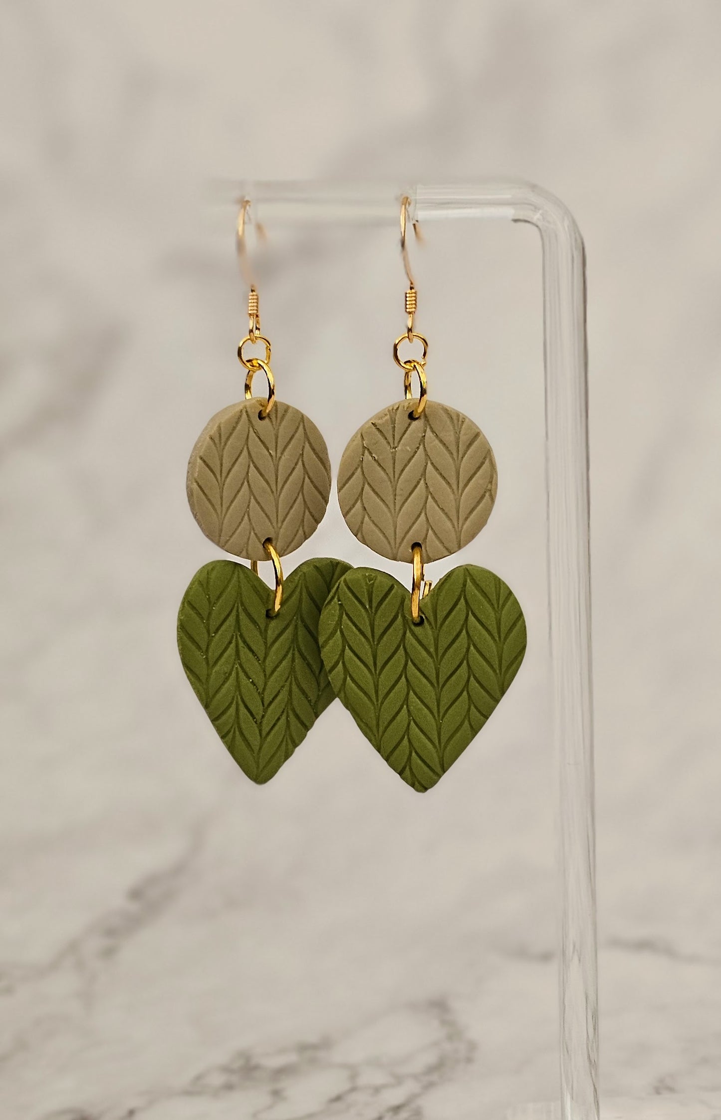 Get Knitted - Heart Dangle Knit Print Clay Earrings