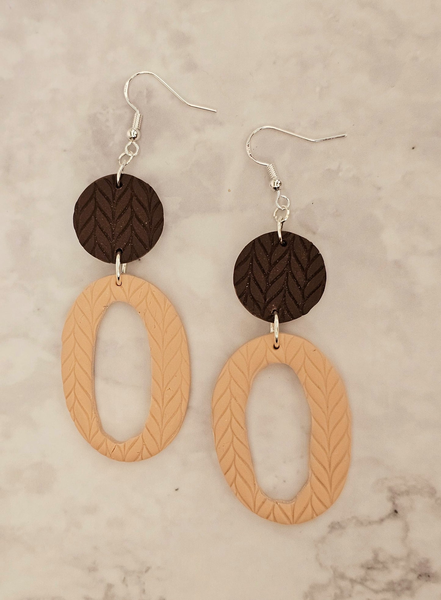 Get Knitted - Oval Dangle Knit Print Clay Earrings